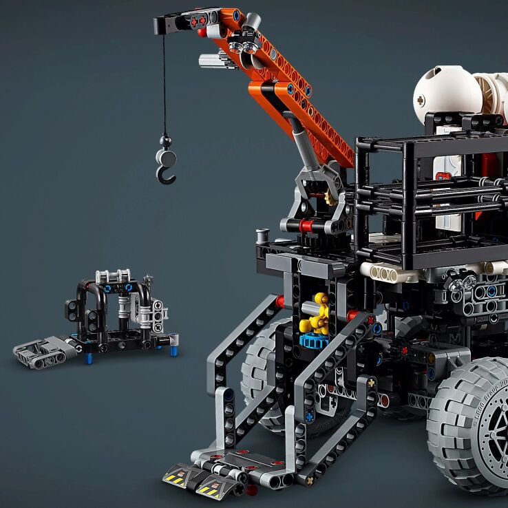 LEGO Technic Mars Crew Exploration Rover (42180) (4)