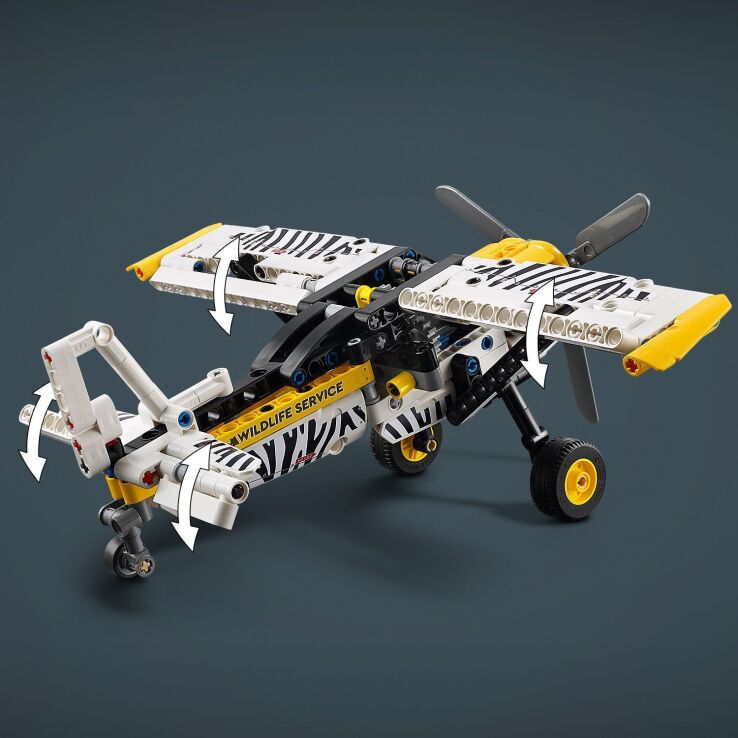 LEGO Technic Bush Plane (42198) (4)