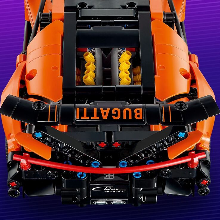 LEGO Technic Bugatti Chiron Pur Sport Hypercar (42222) (3)