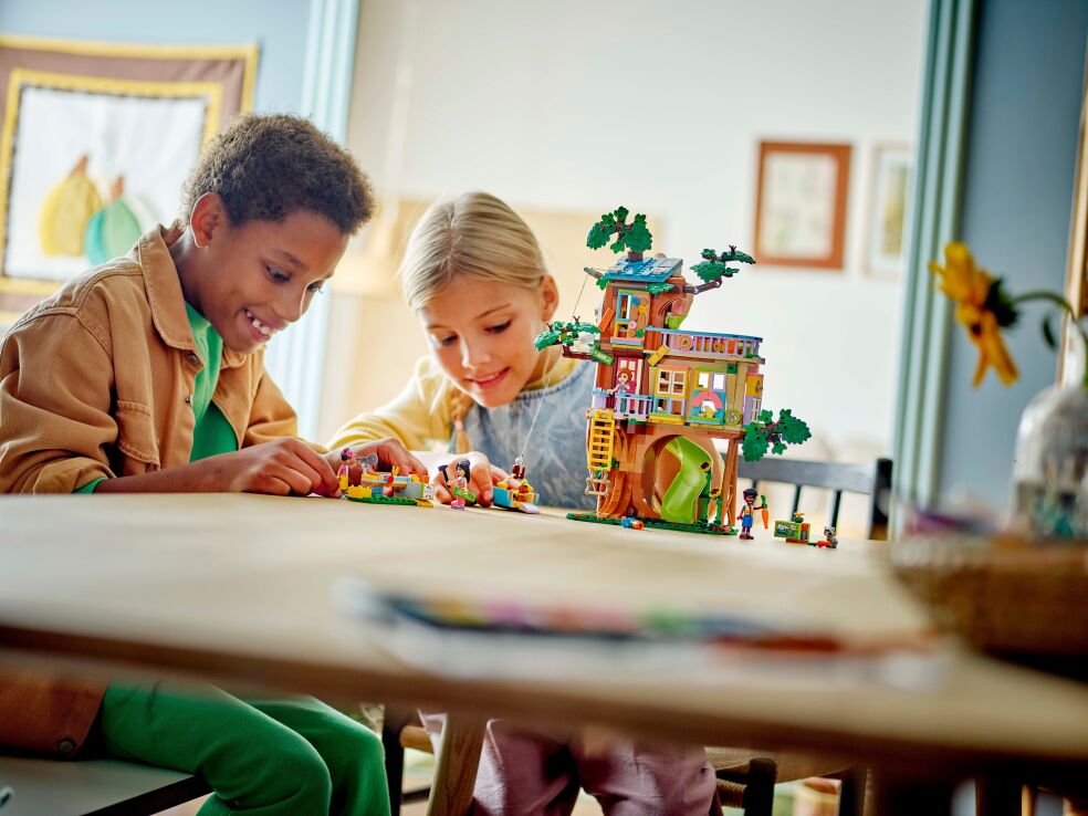 LEGO Friends Friendship Tree House Hangout (42652) (10)