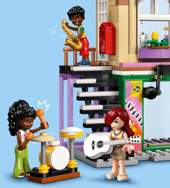 LEGO Friends Music Store & Apartment (42653) (2)