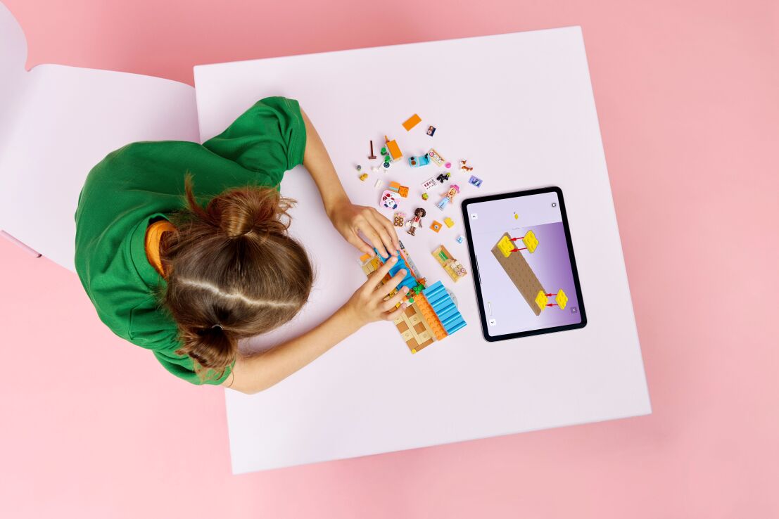 LEGO Friends Dog Treats Bakery (42677) (5)