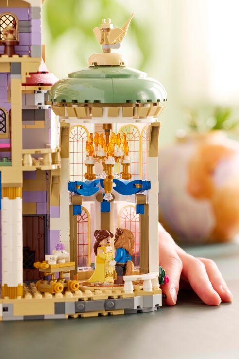 LEGO Disney Princess Beauty & The Beast Castle (43263) (11)