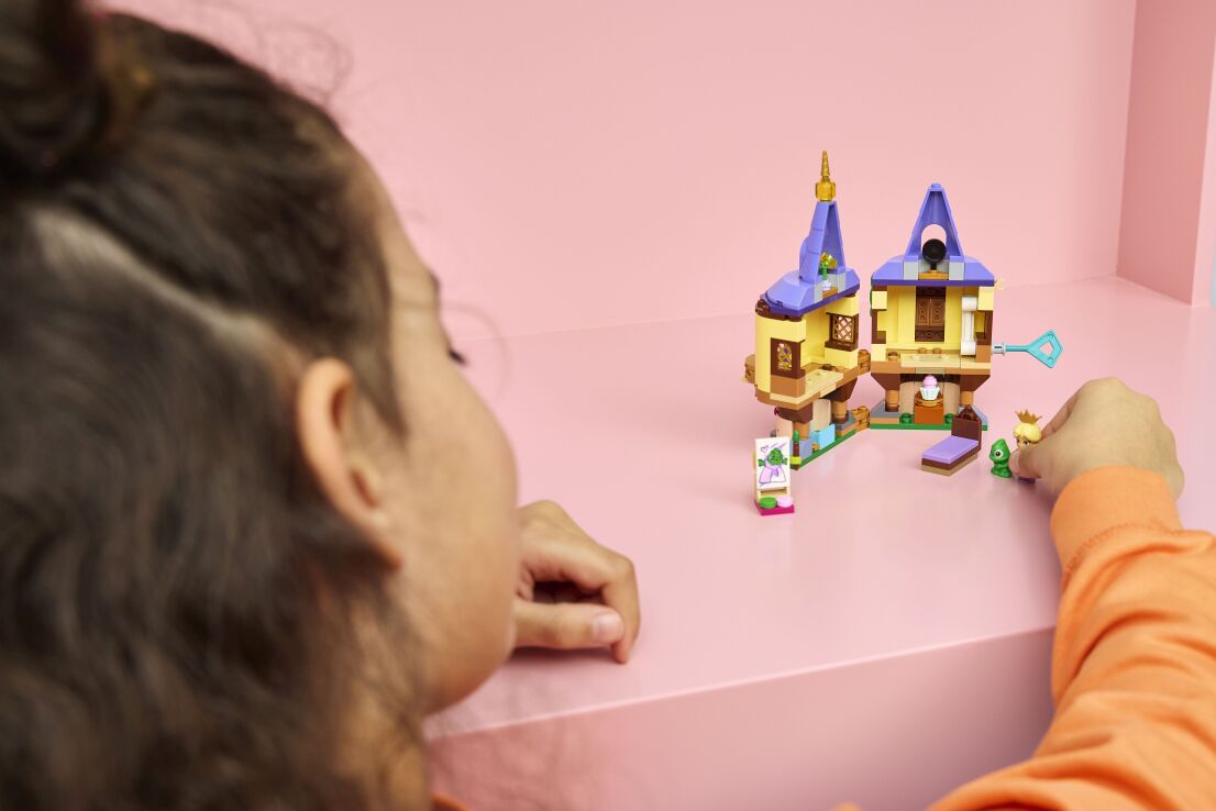 LEGO® Disney Princess Rapunzel's Mini Tower (43294) (7)