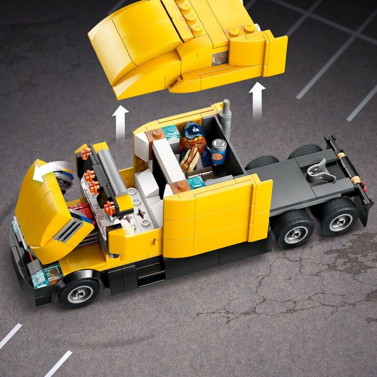 LEGO City Yellow Delivery Truck (60440) (3)