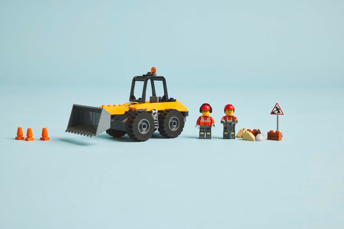 LEGO City Yellow Construction Wheel Loader (60450) (7)