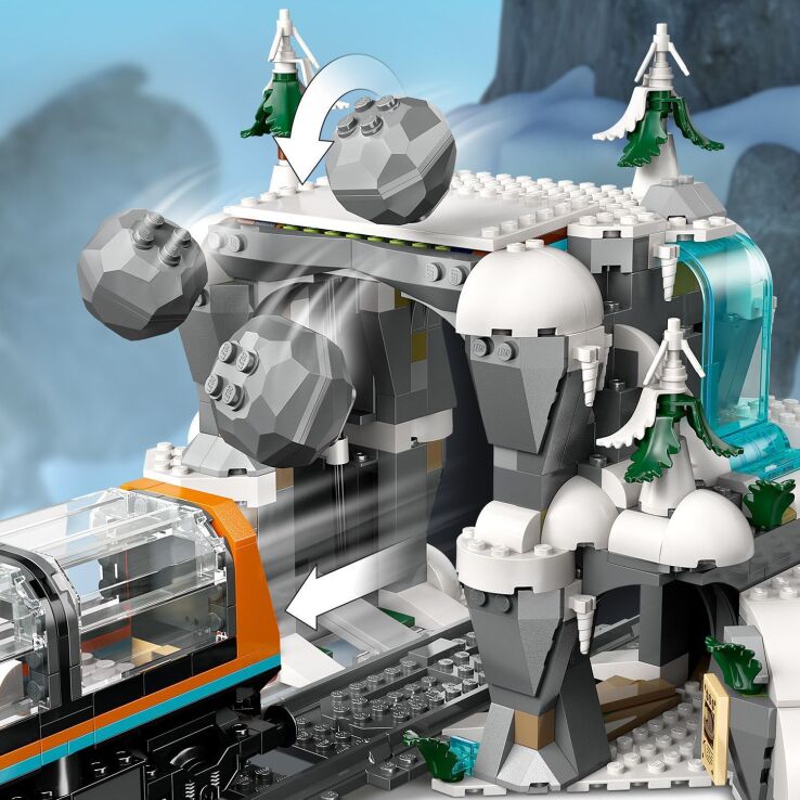 LEGO® City Explorers' Arctic Polar Express Train (60470) (4)