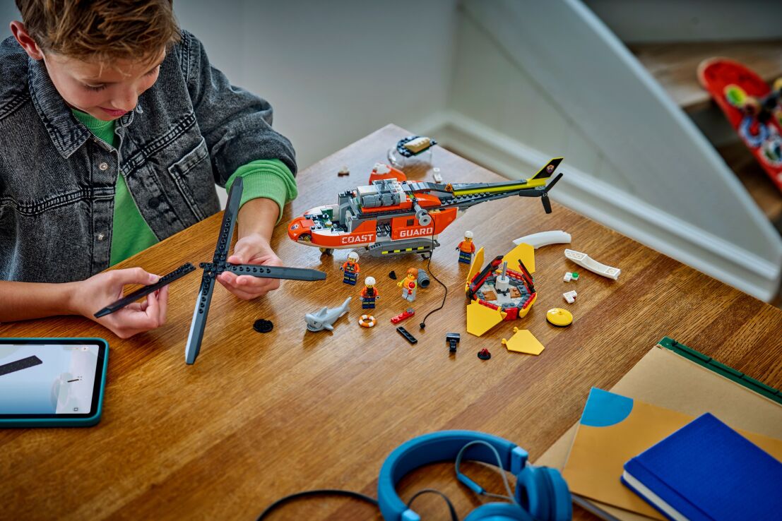 LEGO® City Coast Guard Helicopter (60503) (8)