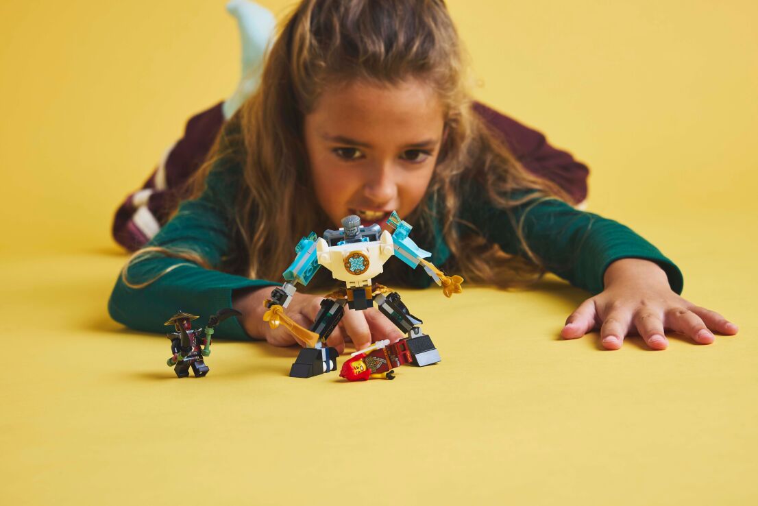 LEGO Ninjago Zane's Battle Suit Mech (71827) (6)
