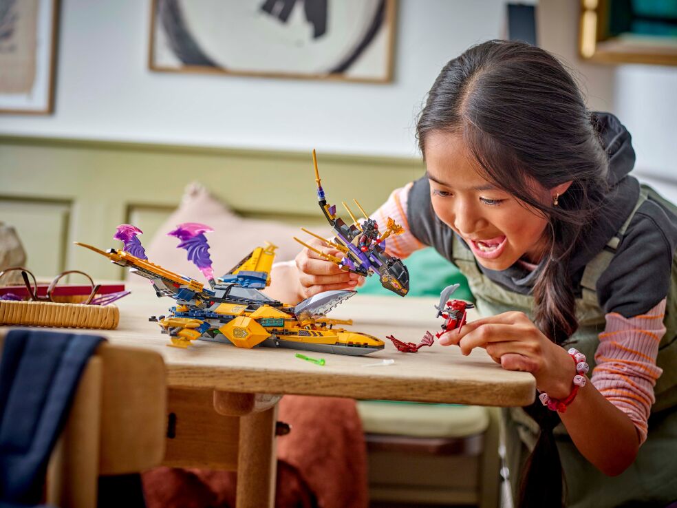 LEGO Ninjago Ras & Arin's Super Storm Jet (71833) (6)