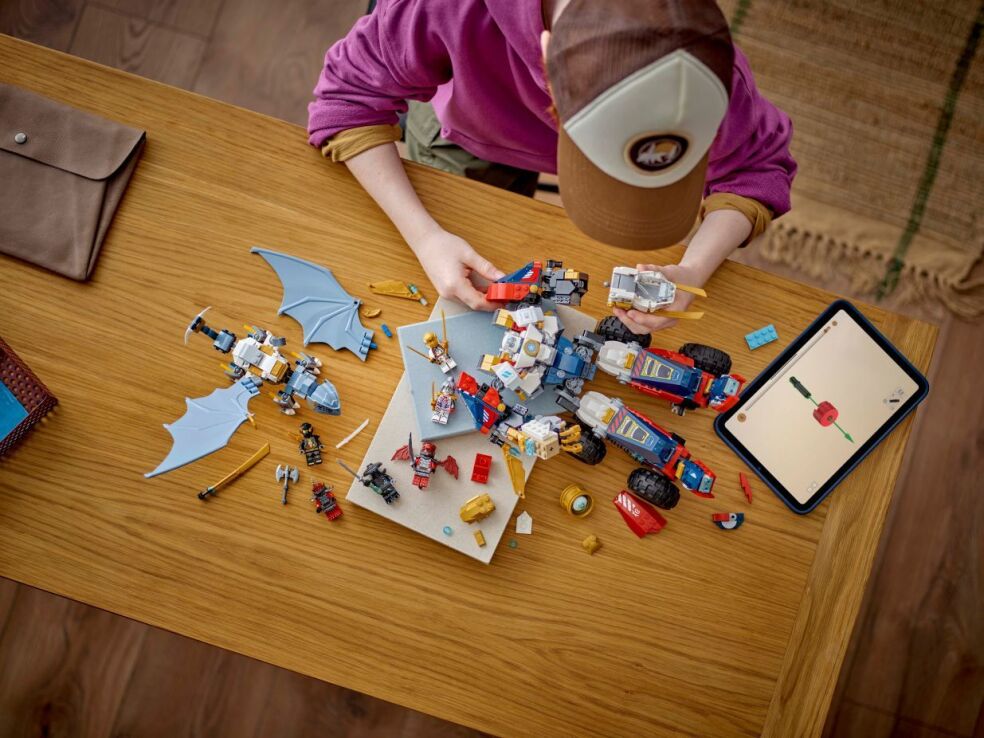 LEGO Ninjago Zane's Ultra Combiner Mech (71834) (4)