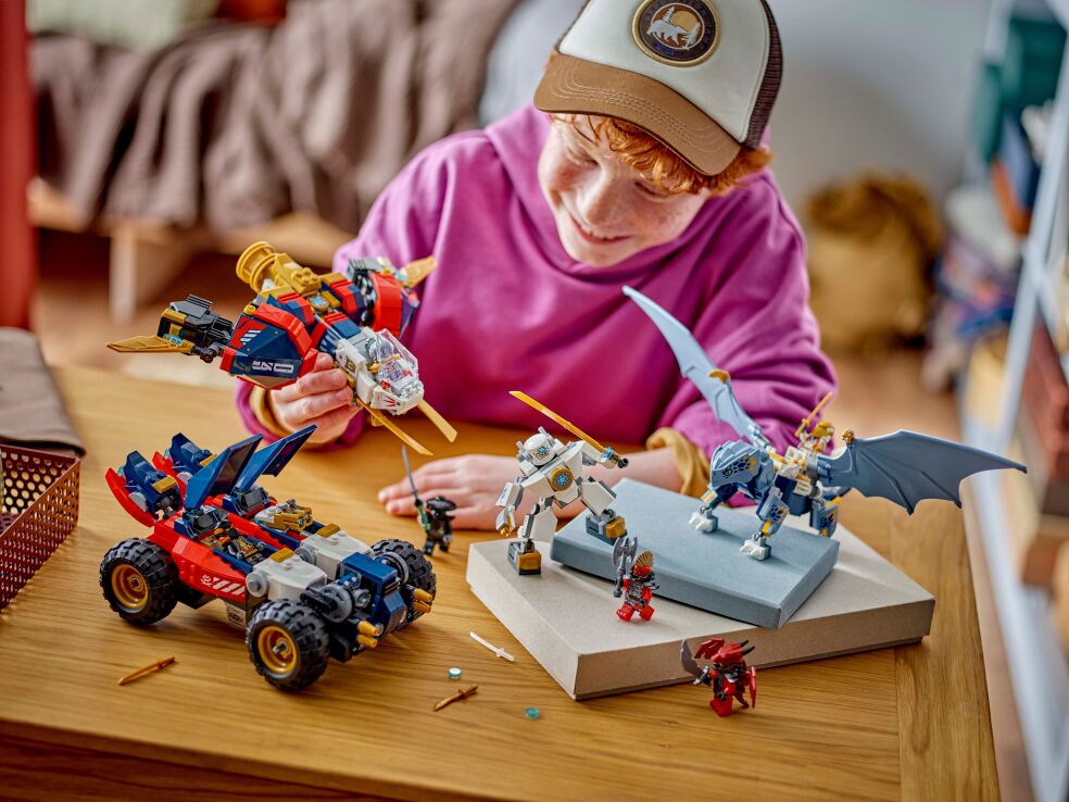 LEGO Ninjago Zane's Ultra Combiner Mech (71834) (6)