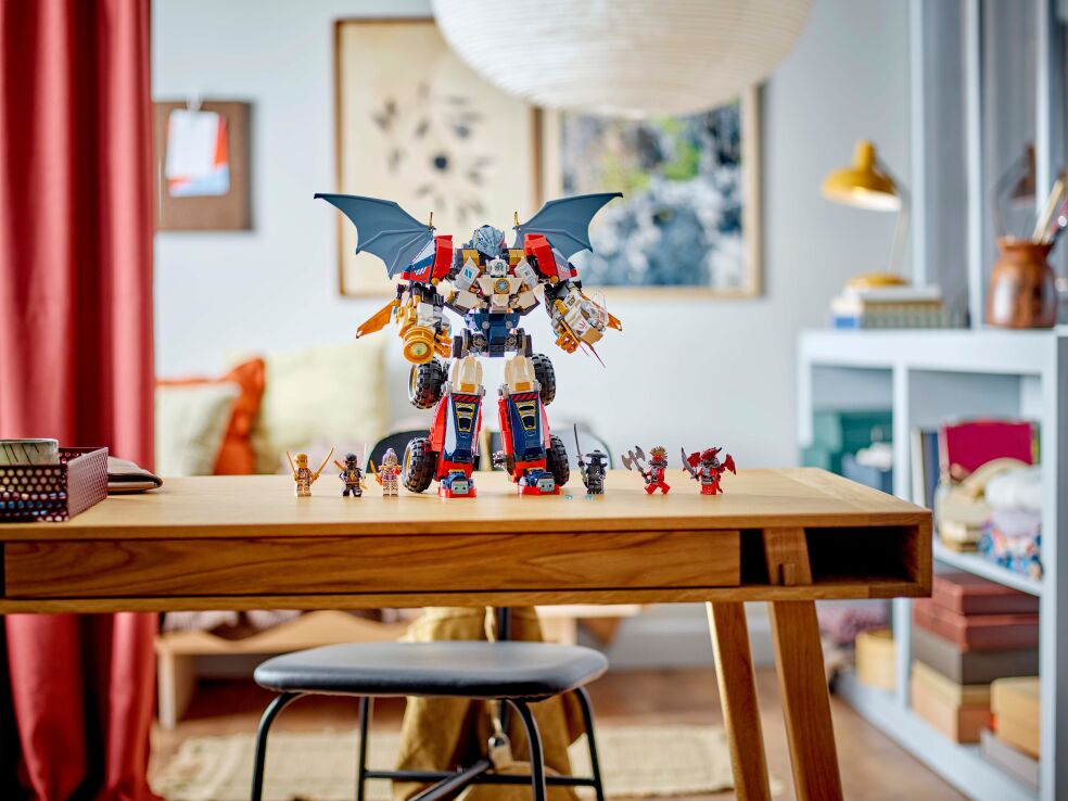 LEGO Ninjago Zane's Ultra Combiner Mech (71834) (7)