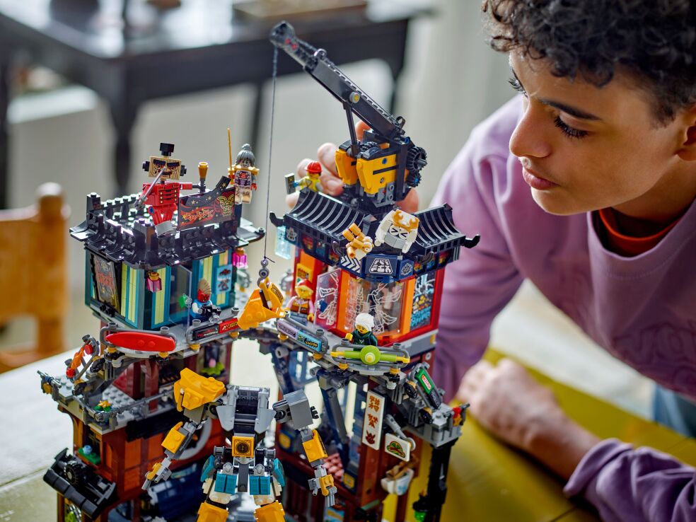 LEGO Ninjago City Workshops (71837) (8)