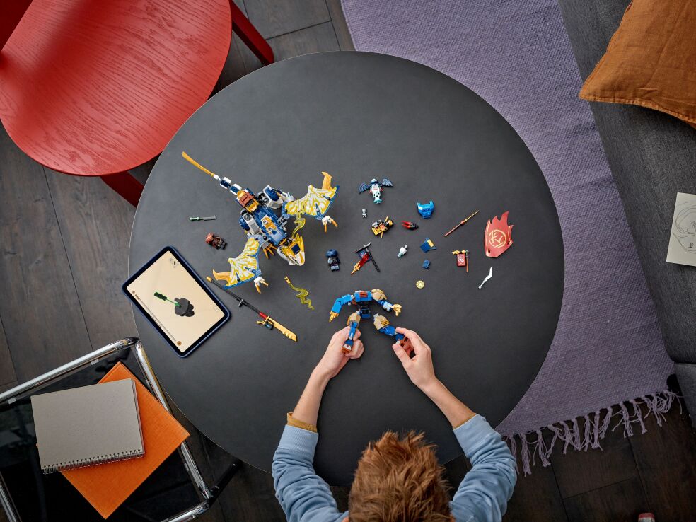 LEGO Ninjago Rogue's Mech Dragon Rider (71843) (5)