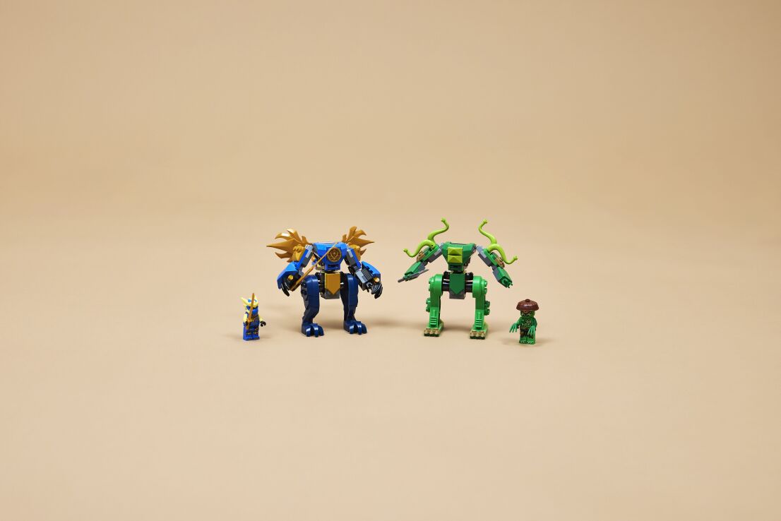 LEGO Ninjago Jay's Dragon Mech Fight (71853) (9)