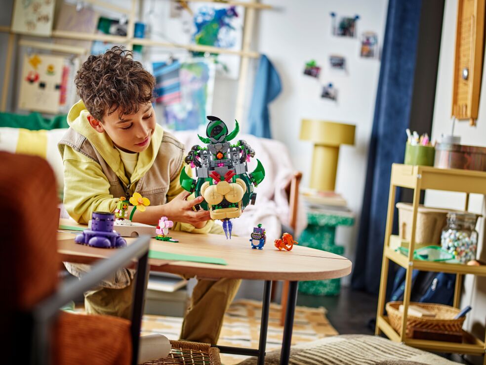 LEGO Super Mario Prince Florian & Castle Bowser (72042) (6)