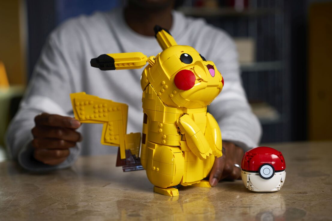 LEGO Pokemon: Pikachu & Poke Ball (72152) (9)