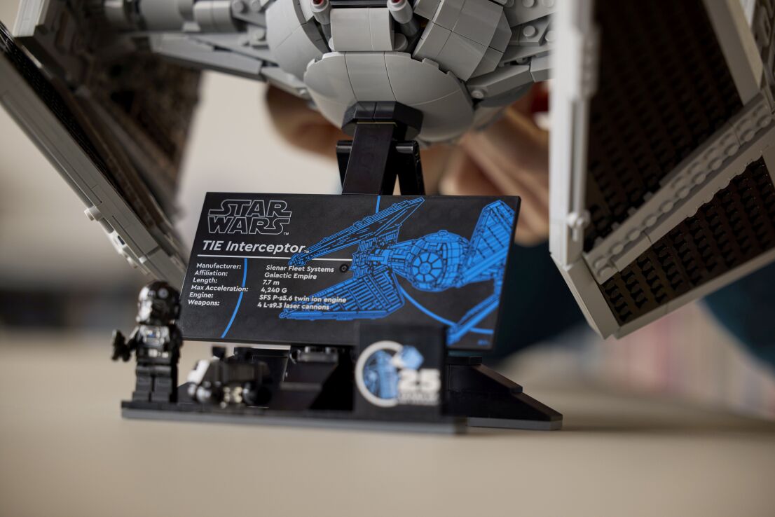 LEGO Star Wars Tie Interceptor (75382) (8)