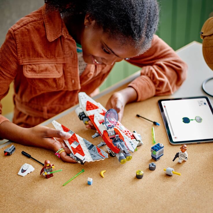 LEGO Star Wars Jedi Bob's Starfighter (75388) (5)