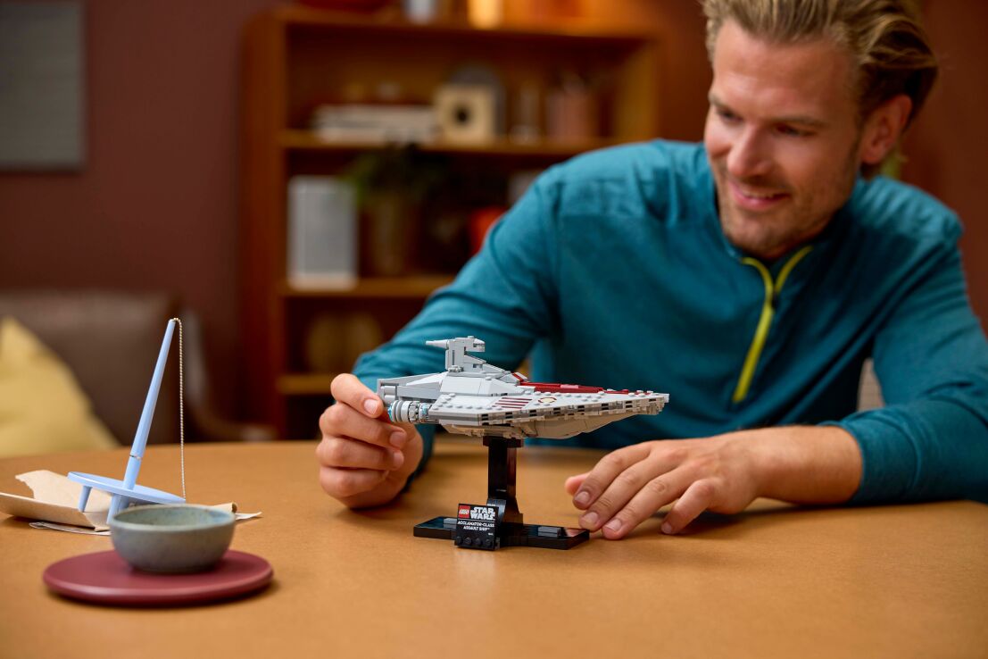 LEGO® Star Wars Acclamator-Class Assault Ship (75404) (10)