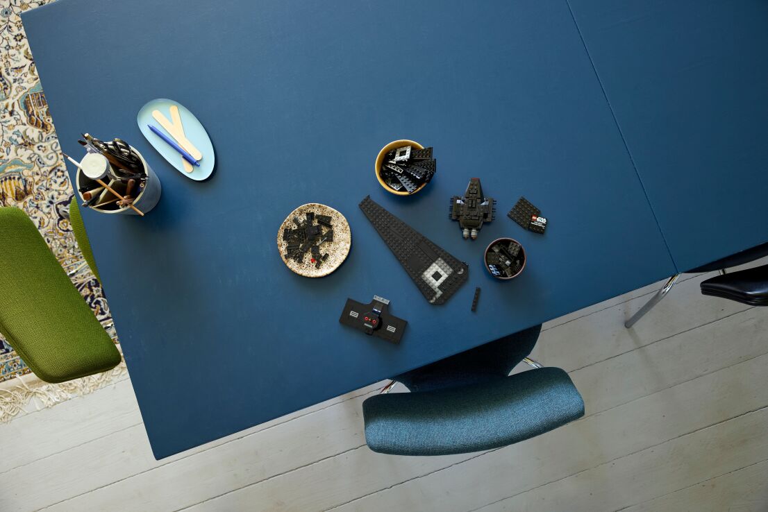 LEGO® Star Wars Kaylo Ren's Command Shuttle (75406) (3)