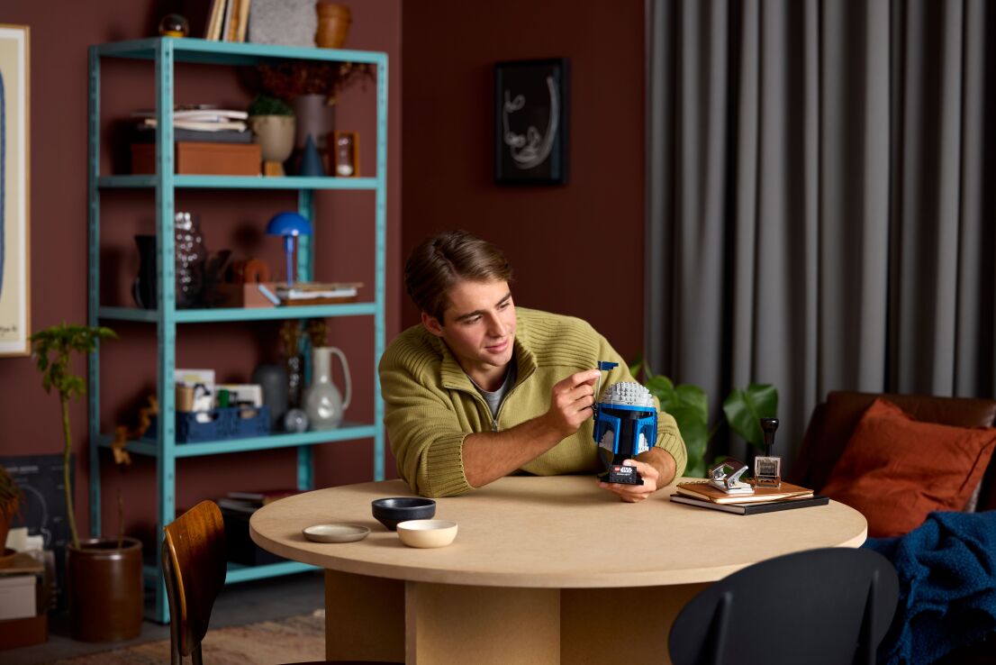 LEGO® Star Wars Jango Fett Helmet (75408) (5)