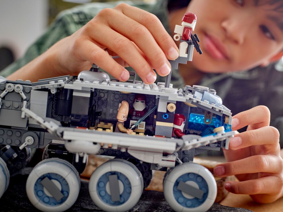 LEGO® Star Wars Republic Juggernaut (75413) (11)