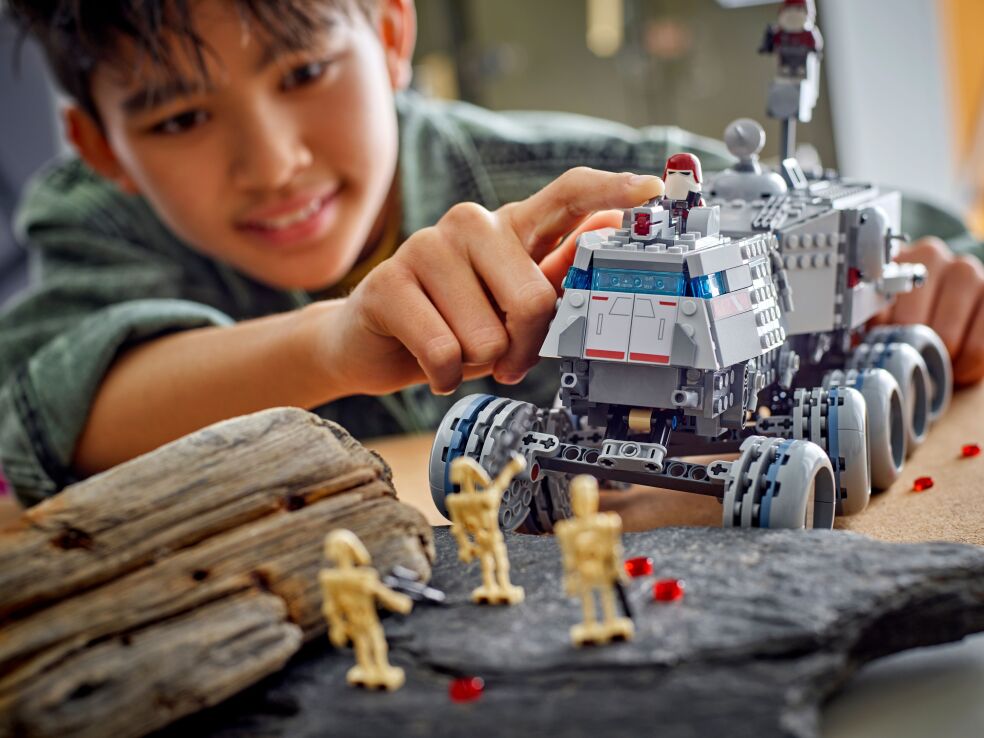 LEGO® Star Wars Republic Juggernaut (75413) (13)