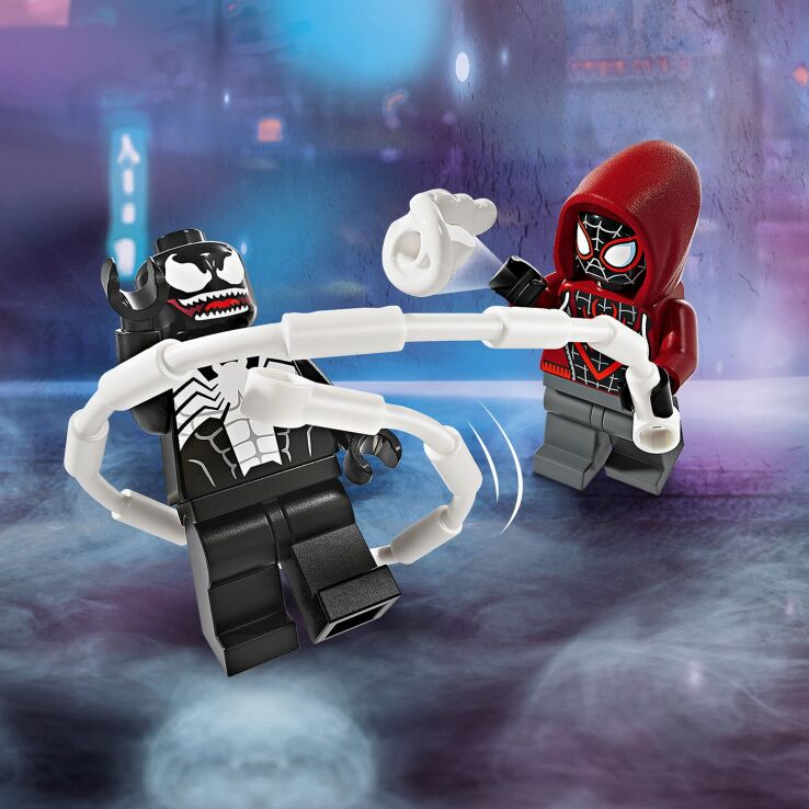 LEGO Super Heroes Venom Mech Armor vs. Miles Morales (76276) (4)