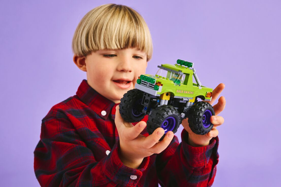 LEGO Super Heroes The Hulk Truck vs. Thanos (76312) (6)