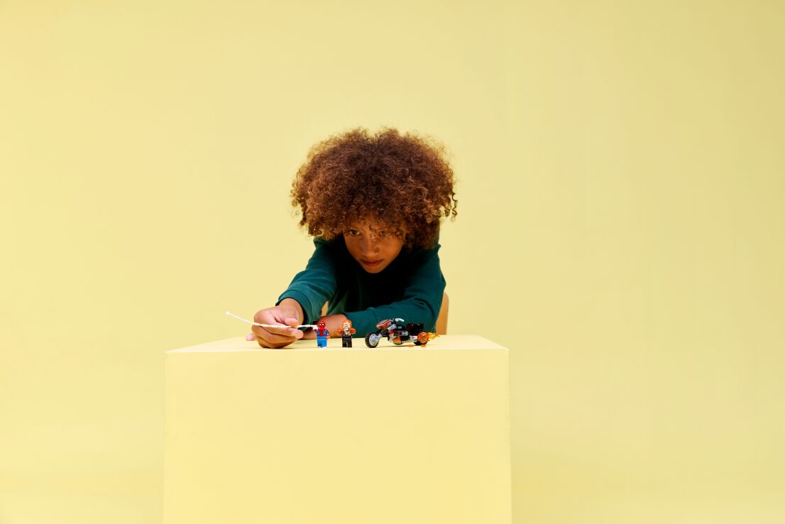 LEGO Super Heroes Spider-Man vs. Ghost Rider Motorcycle (76335) (9)