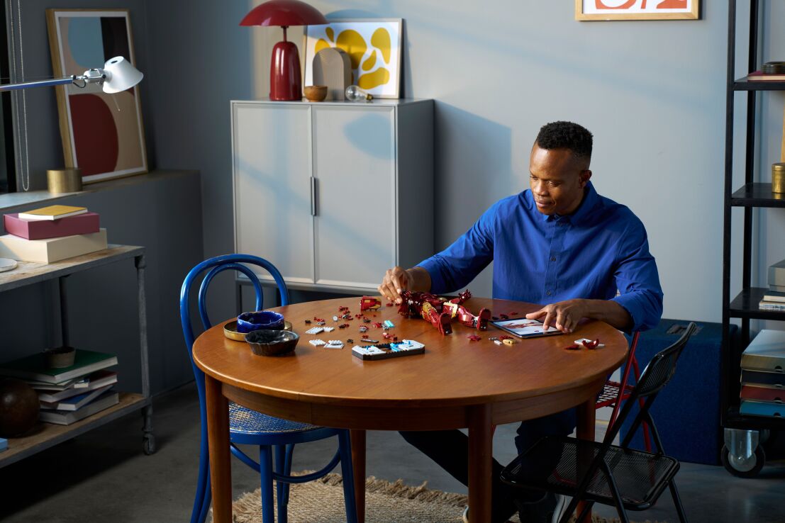 LEGO Super Heroes Iron Man Mark 3 Collector's Edition (76344) (8)