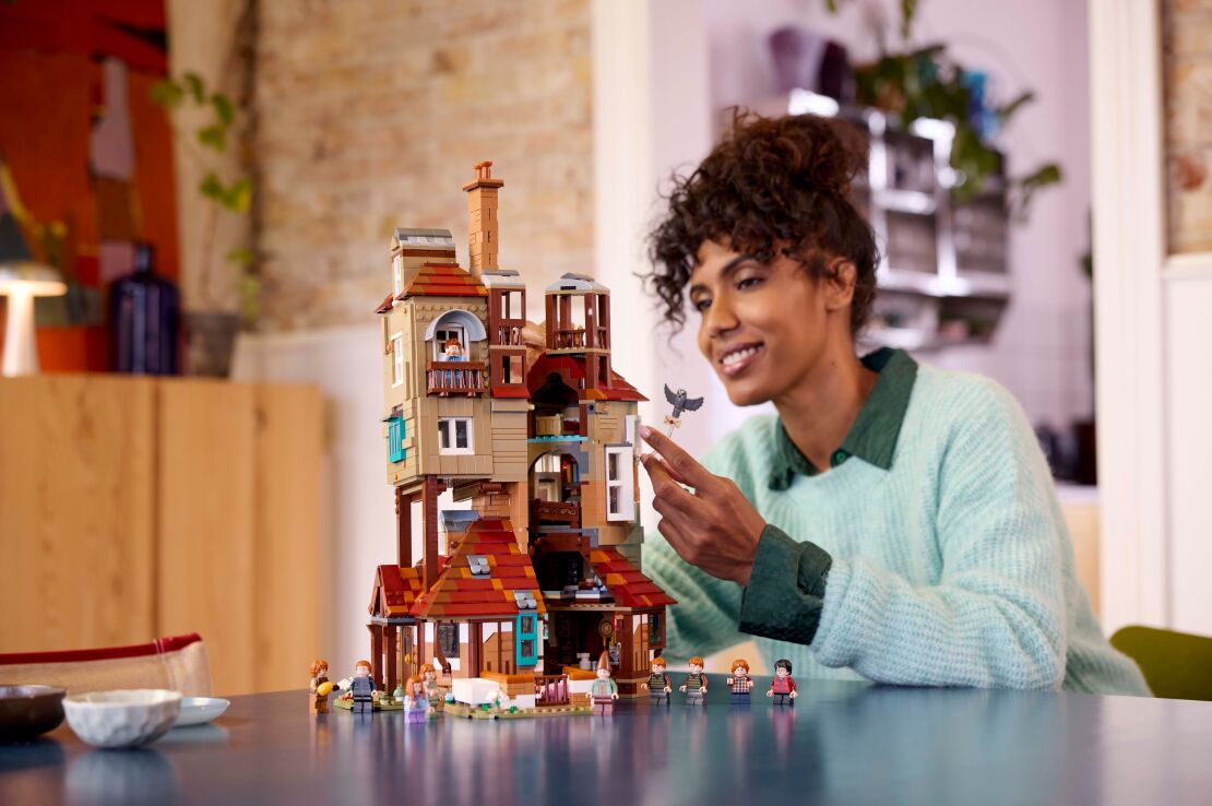 LEGO Harry Potter The Burrow Collector's Edition (76437) (11)