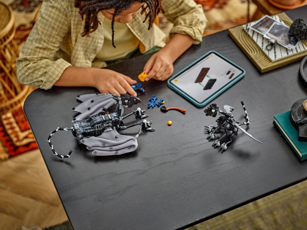 LEGO Harry Potter Thestral Family (76458) (5)