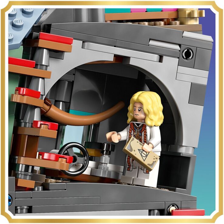 LEGO Harry Potter Luna Lovegood's House (76467) (5)
