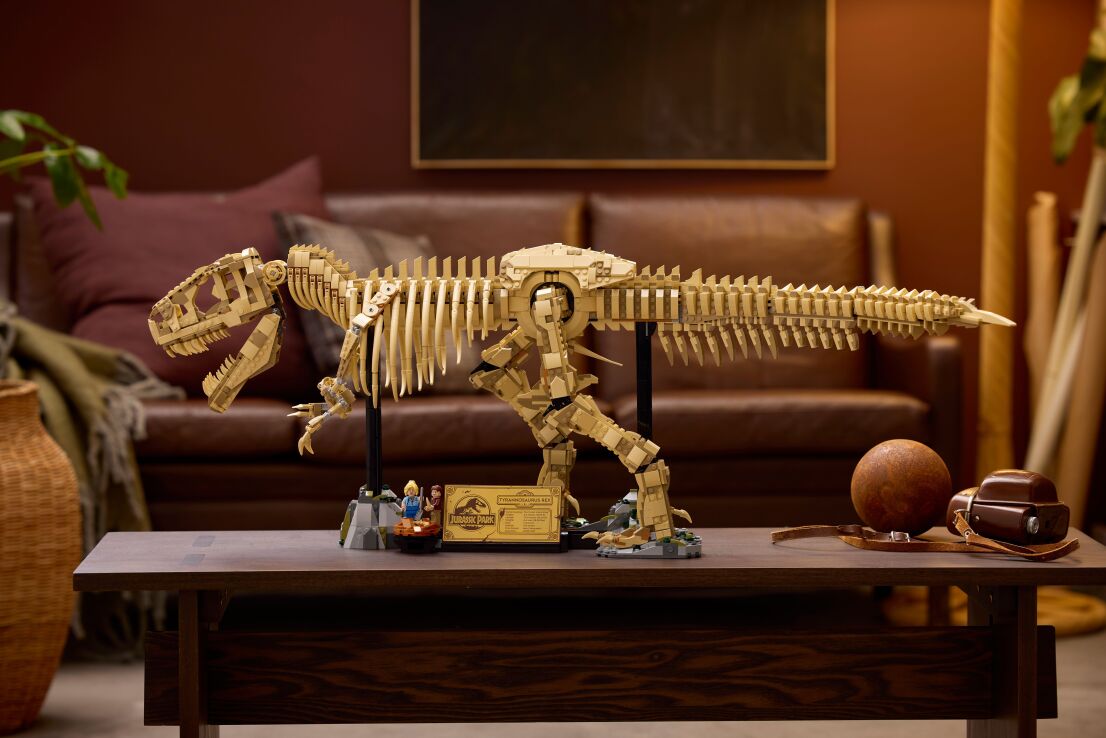 LEGO Jurassic World Dinosaur Fossils: T.Rex (76968) (12)
