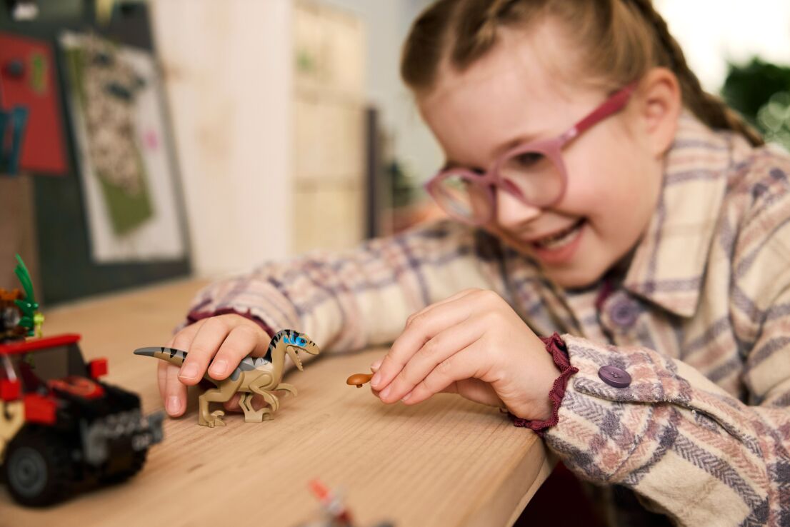 LEGO Jurassic World Raptor Off-Road Escape (76972) (6)