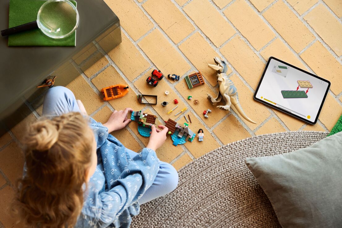 LEGO Jurassic World T.Rex River Escape (76975) (5)