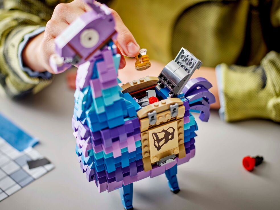 LEGO Fortnite Supply Llama (77071) (6)