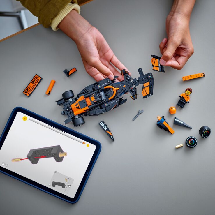 LEGO Speed Champions McLaren F1 Team MCL38 Race Car (77251) (4)