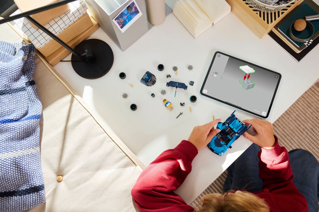 LEGO Speed Champions Bugatti Vision GT Hyper Sports Car (77253) (2)