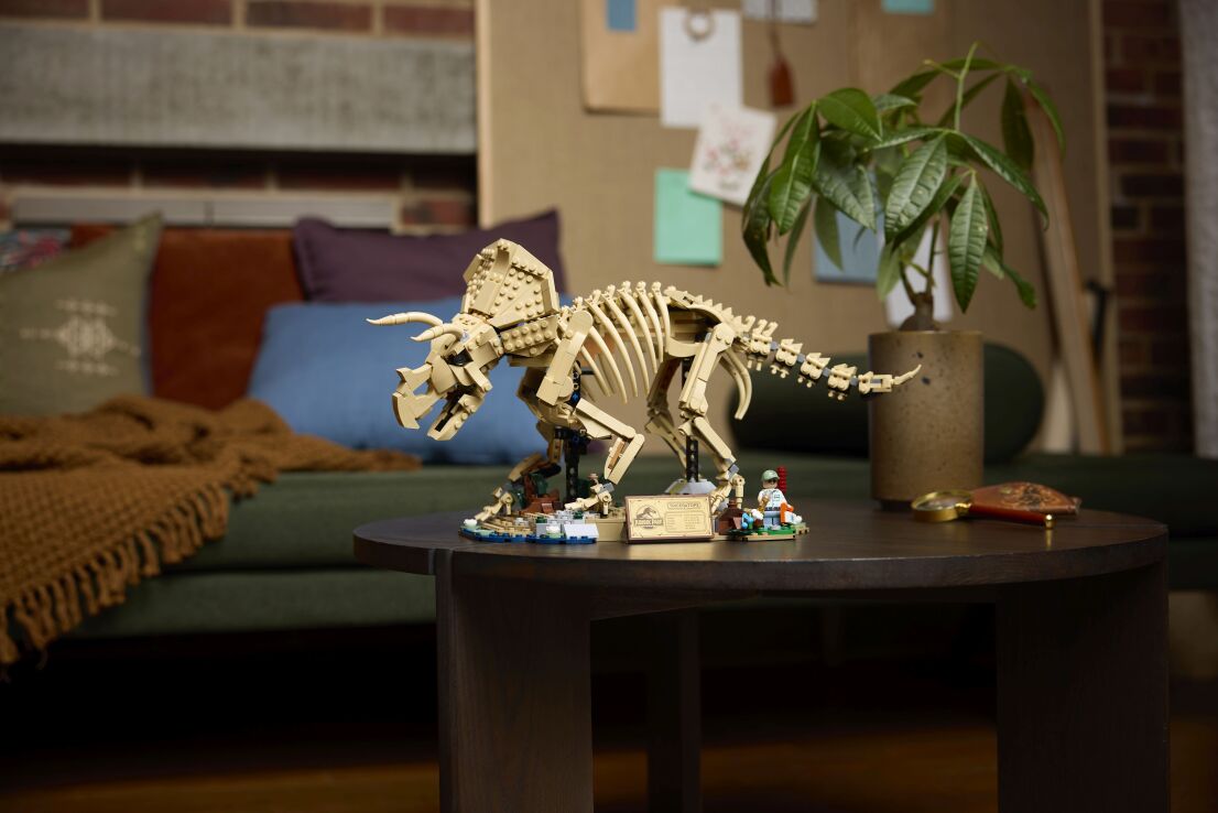 LEGO® Jurassic World Dinosaur Fossils: Triceratops (77985) (11)
