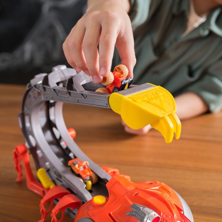 Monster Jam Mini Scorpion Playset (6069752) (6)