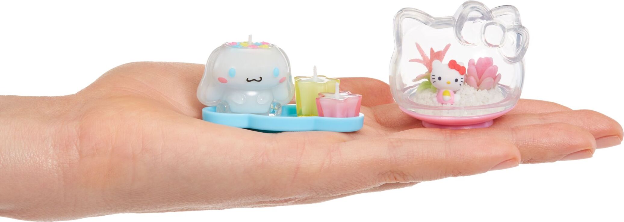 Miniverse-Make It Mini Hello Kitty S2-12 Σχέδια-1Τμχ (547235EUCV) (3)