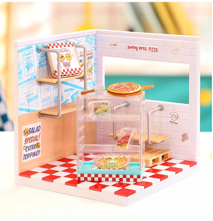 Miniverse-Make It Mini Spaces Pizza (566069X1EUC) (1)