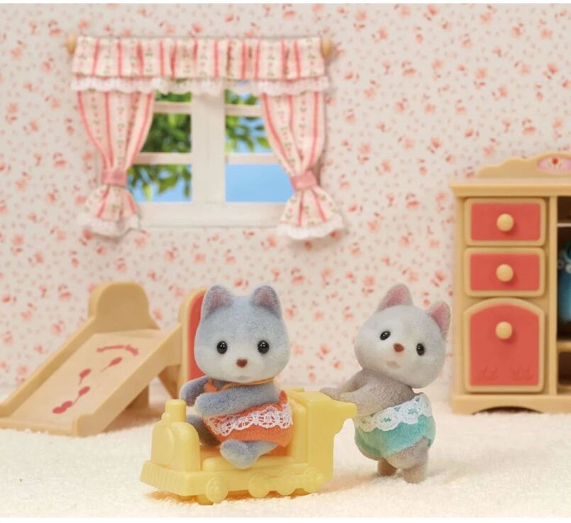 Sylvanian Families Husky Δίδυμα Μωρά (5638) (2)