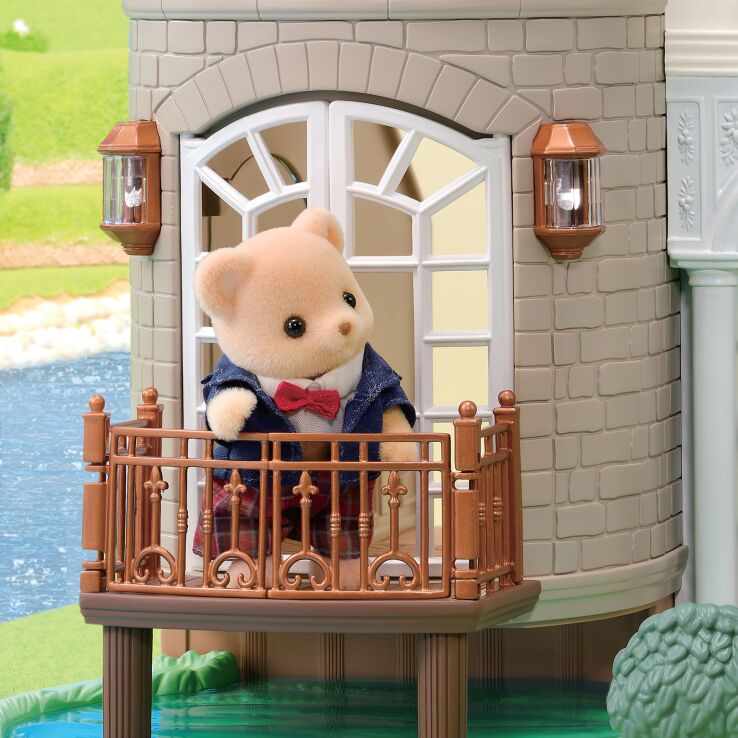 Sylvanian Families Red Roof Riverside Manor (5865) (8)